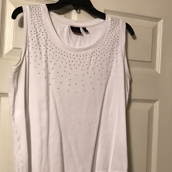 Cardigan and tank top - Picture 2 of 4